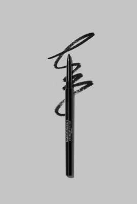 bareMinerals Onyx applied to model eye for bold, defined look
