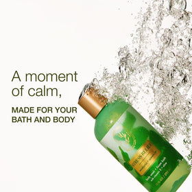 Bath & Body Works pump and label close-up highlighting fragrance and vegan formula