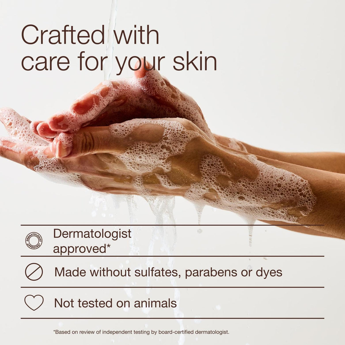 Bath & Body Works ingredients list panel emphasizing nourishing vitamin E and aloe benefit