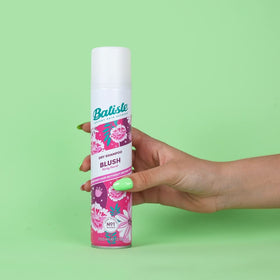 Batiste label with vegan and cruelty-free icons highlighting ethical choice