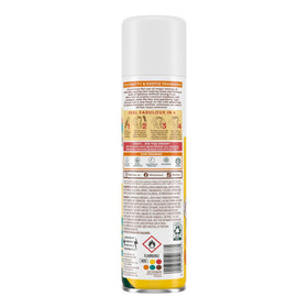 Batiste spray action dispersing fine mist to absorb oil at roots