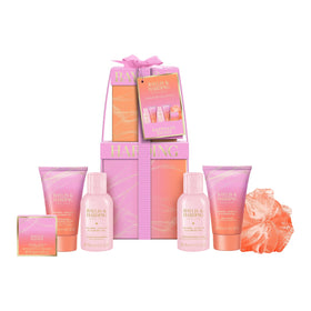 Baylis & Harding front packaging showing gift set and elegant shimmer — premium presentation