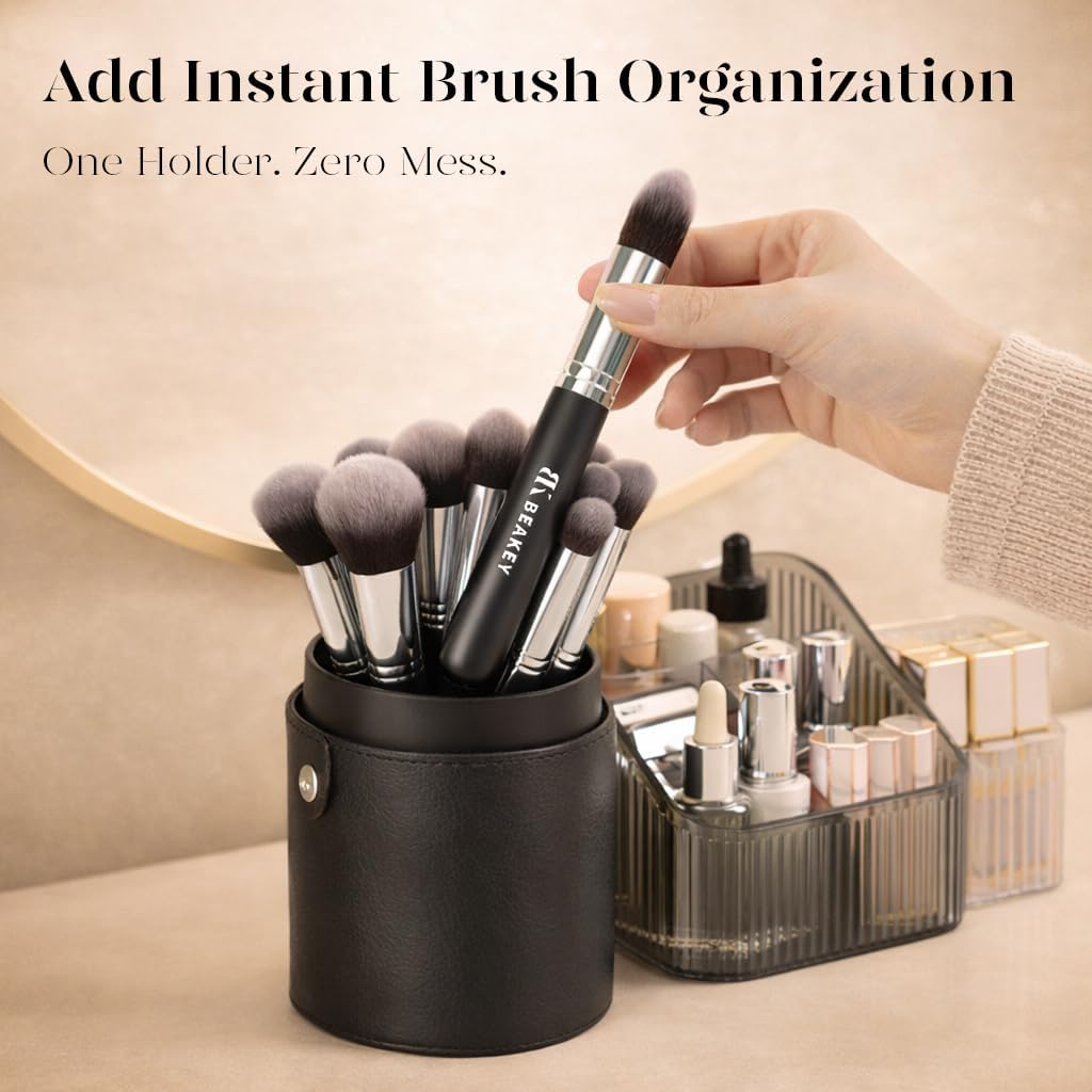 BEAKEY synthetic bristles close-up showing soft texture for smooth blending