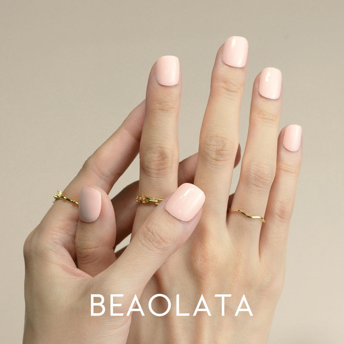 Beaolata close-up of nail strip texture and glossy gel finish for realistic shine