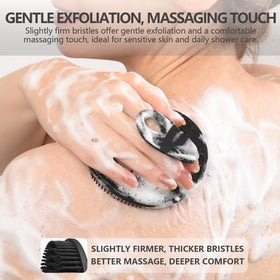 BEAUTAIL scrubber in hand demonstrating ergonomic hand-clip and non-slip control in shower
