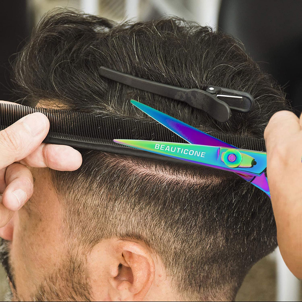 Beauticone leather pouch included protecting blades during storage and travel