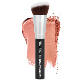 Beauty Junkees front view of angled blush brush shows precise contouring