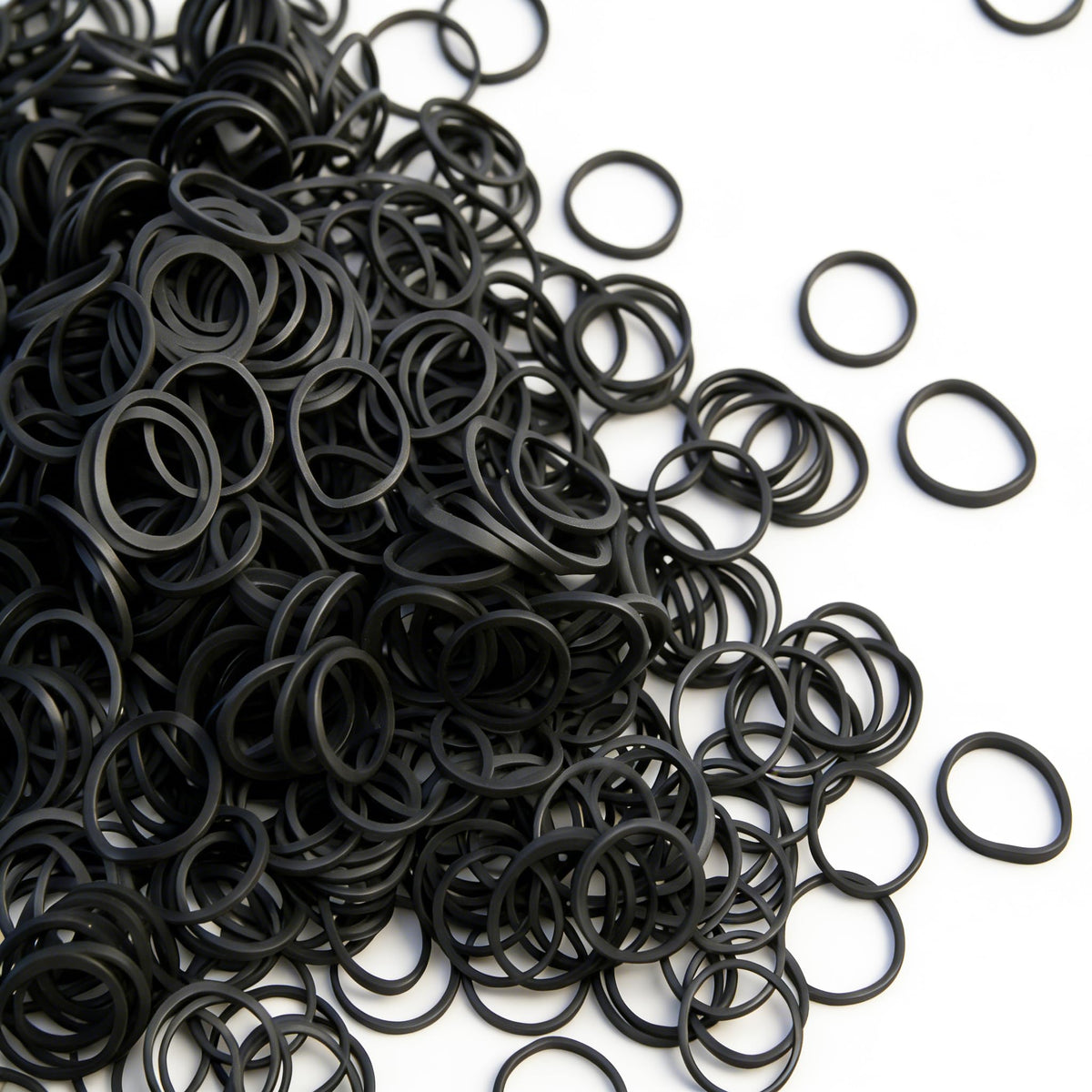 BEBEEPOO close-up of rubber band texture, durable and flexible detail
