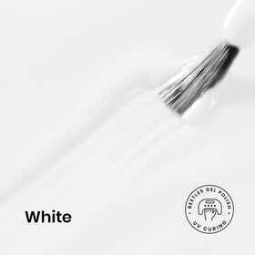 beetles Gel Polish brush closeup showing smooth bristles for even application and control