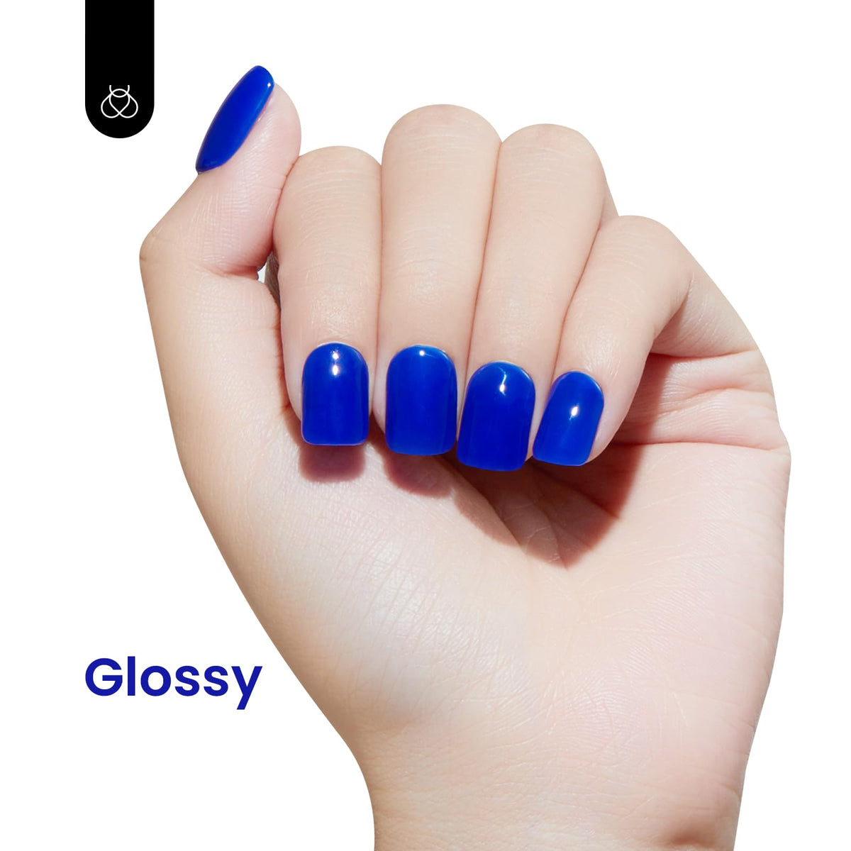 Beetles Sapphire Love close-up gloss highlighting shiny cured finish and salon-quality look