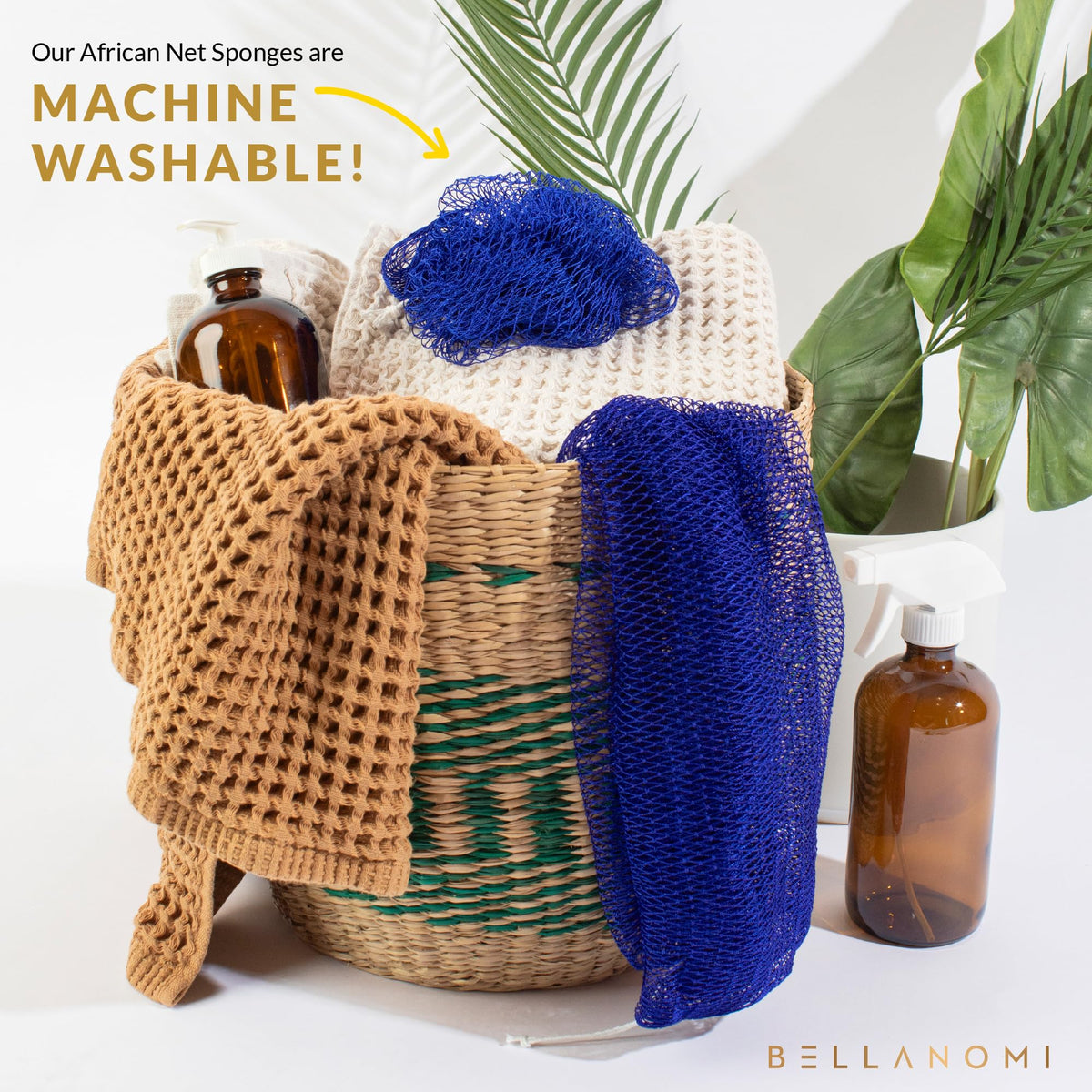 Bellanomi sponge creating rich lather with body wash for better cleansing