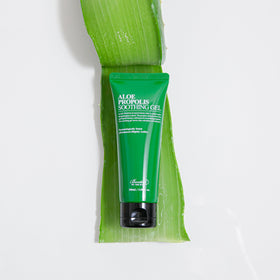 BENTON tube beside coin indicating compact 3.38 fl oz size benefit