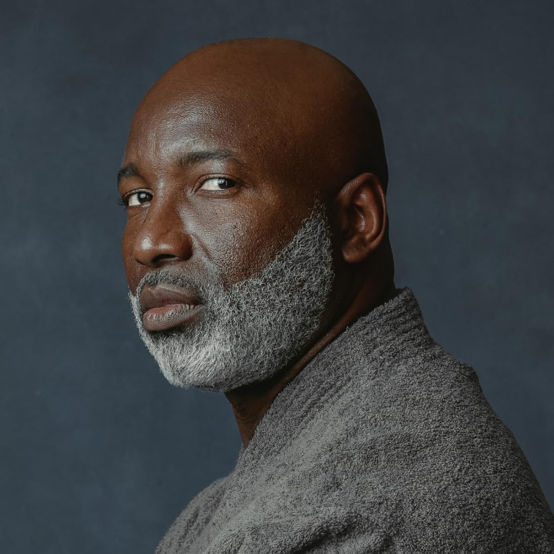 Bevel conditioner applied to beard demonstrating easier detangling and grooming