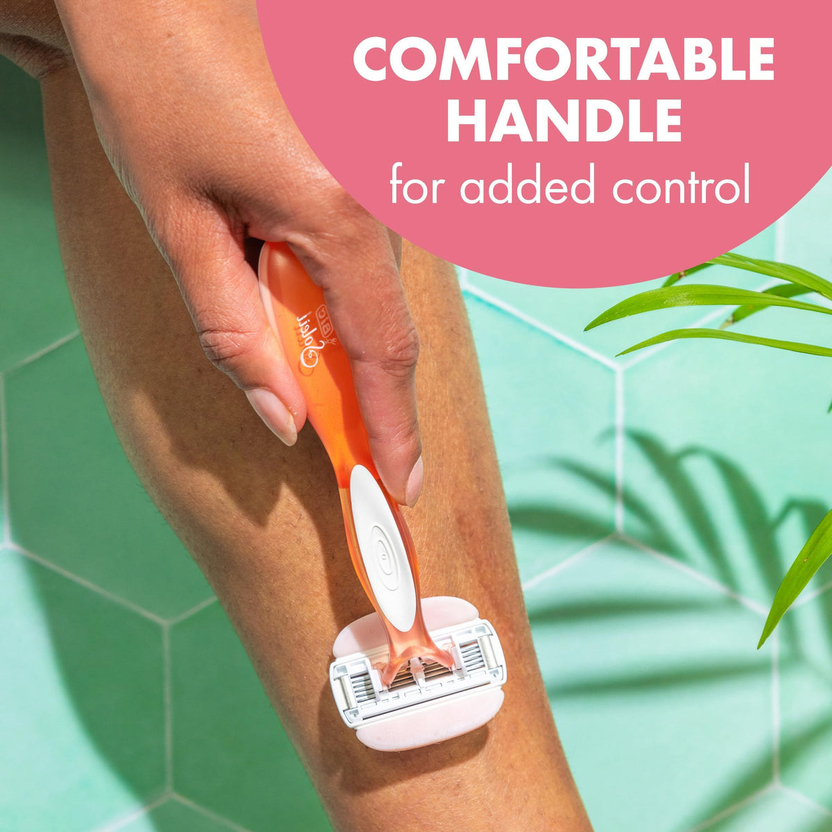 BIC Soleil 5 in use shaving a leg for smooth, quick touch-ups