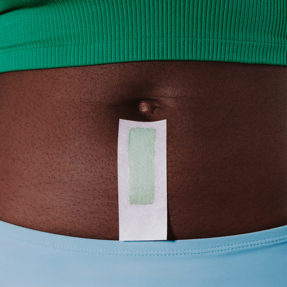 Billie extra-long pull tab detail for secure grip and easy removal