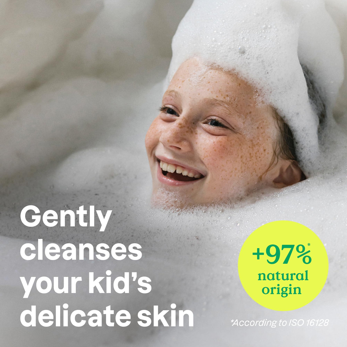 BIO SPECTRA ATTITUDE creamy foam texture demonstrating gentle lathering