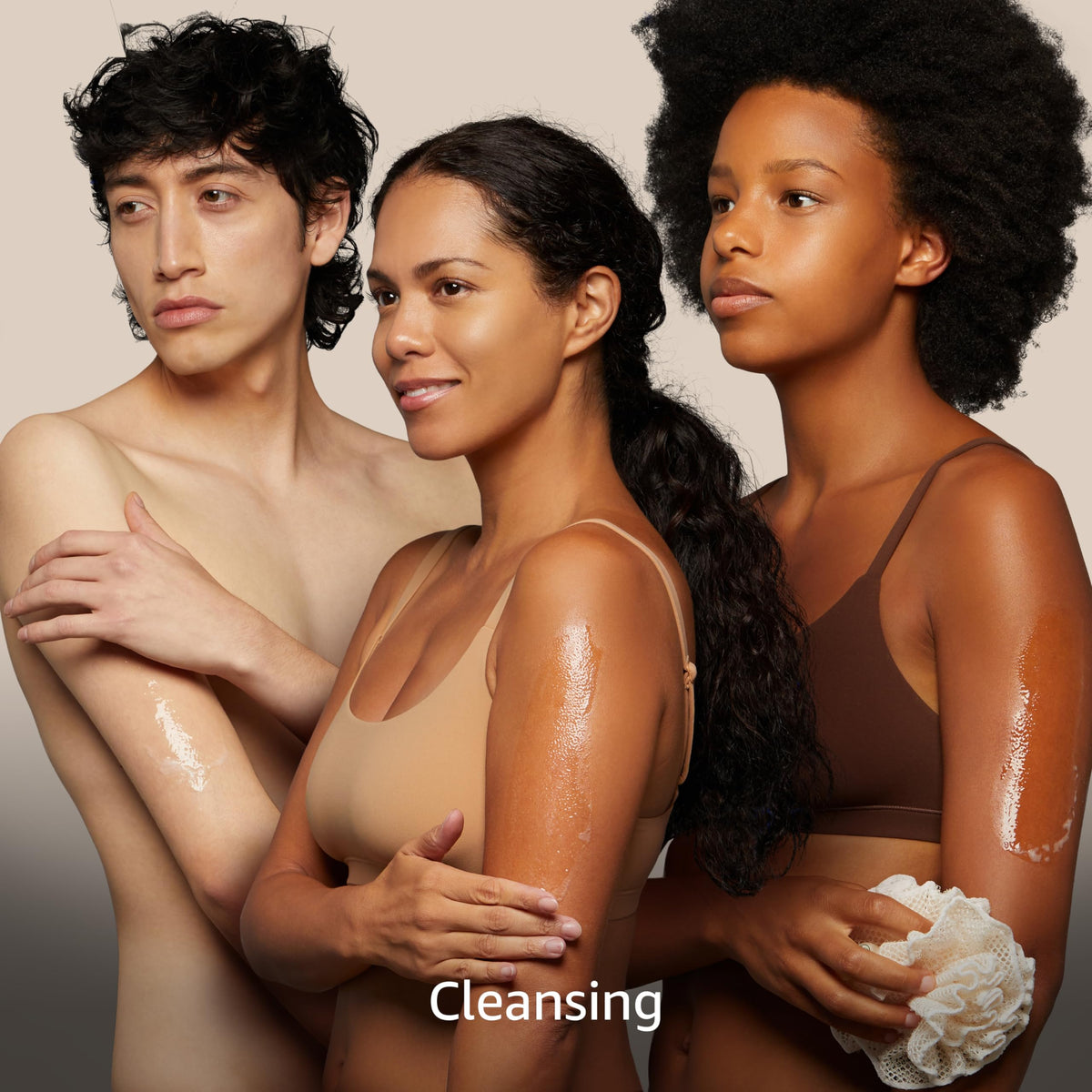 BIO SPECTRA ATTITUDE texture close-up creamy lather for easy rinsing benefit