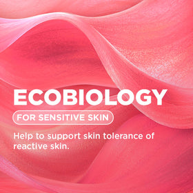 Bioderma foaming gel texture close-up with gentle lather