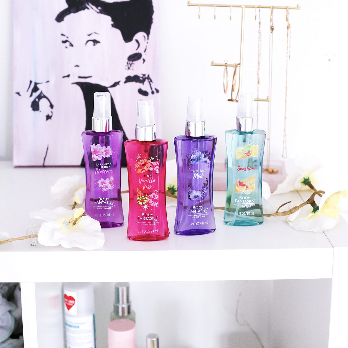 Body Fantasies Sweet Pea fine mist in air, visible light fragrance diffusion benefit