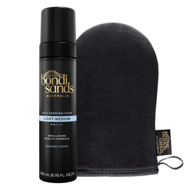 Bondi Sands front packaging showing lightweight foam and mitt benefit even application