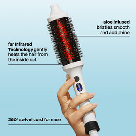 BONDIBOOST aloe-infused bristles detail reducing snags and adding shine