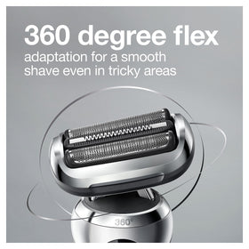 Braun Series 7 battery indicator detail showing long‑lasting Li‑Ion battery runtime for travel