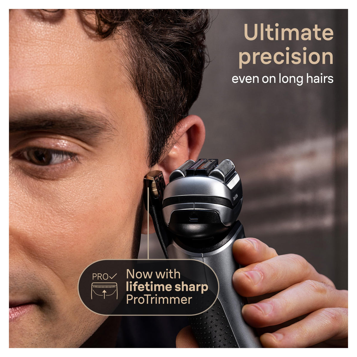 Braun Series 9 PRO+ with fabric travel case and cleaning brush for easy travel maintenance