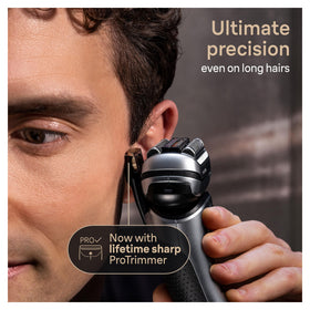 Braun Series 9 PRO+ with fabric travel case and cleaning brush for easy travel maintenance