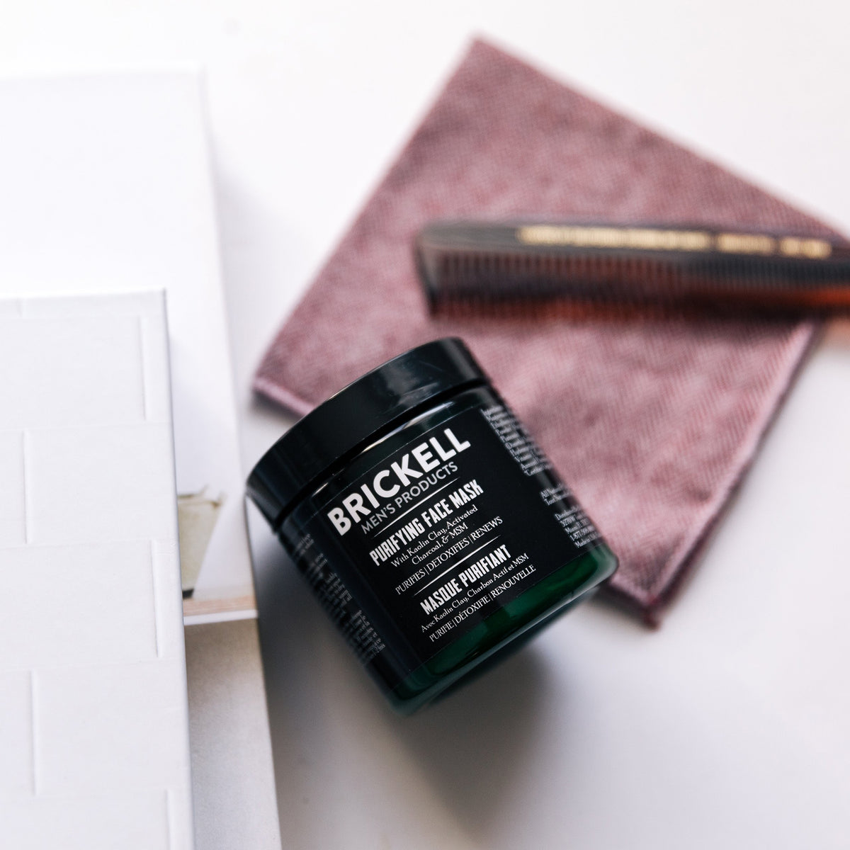 Brickell product label and ingredient list highlighting charcoal and kaolin benefits