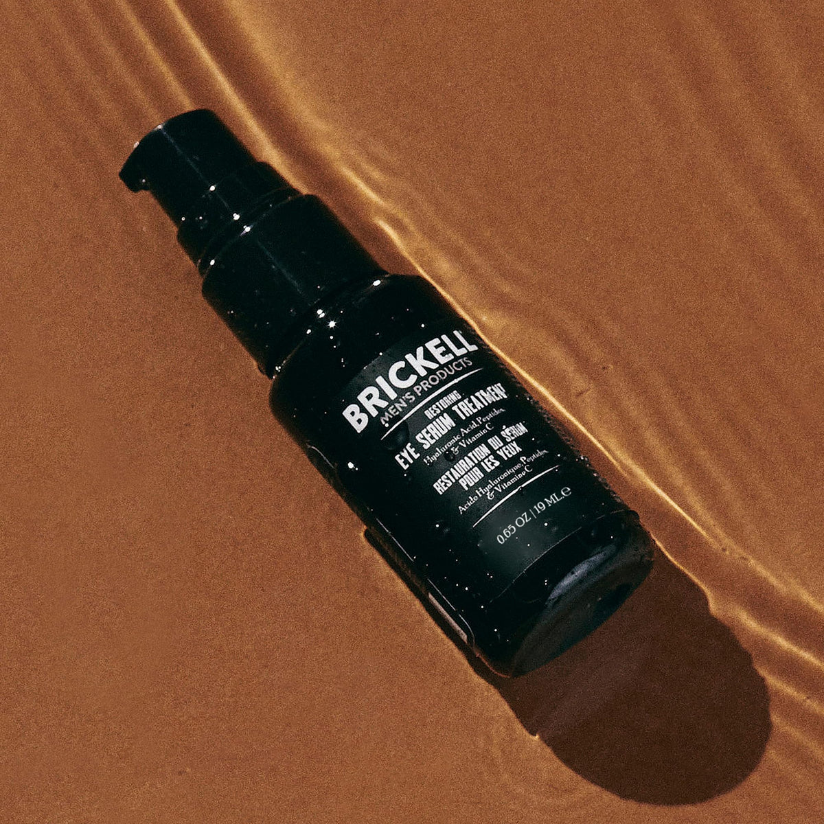Brickell Men’s gel texture close-up illustrating lightweight hydration