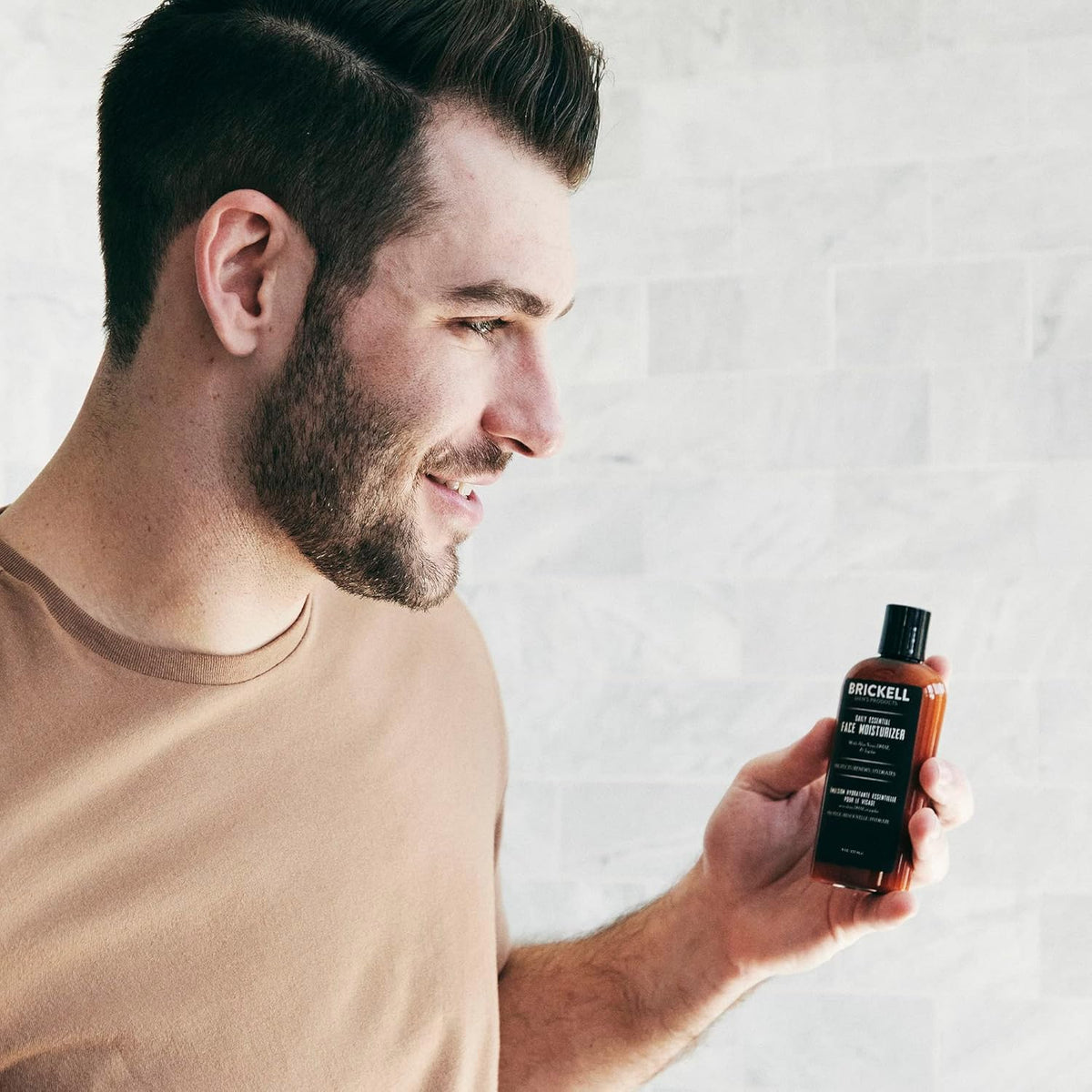 Brickell product next to hyaluronic and green tea ingredients shows antioxidant benefit