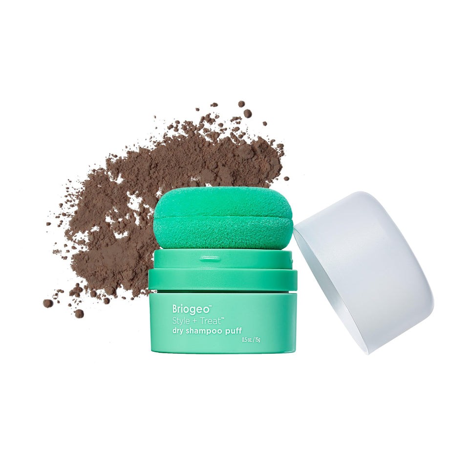 Briogeo front packaging showing tinted dry shampoo puff and compact size benefit