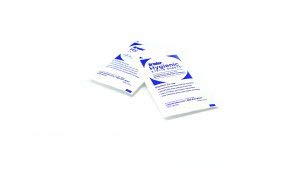 Bruder sheet in use wiping eyelid margin, supports cleaner lashes benefit