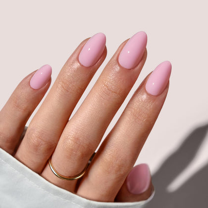 BTArtbox front packaging showing almond pastel baby pink nails, quick salon look