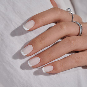BTArtbox close-up of gel texture highlighting layered color and glossy finish