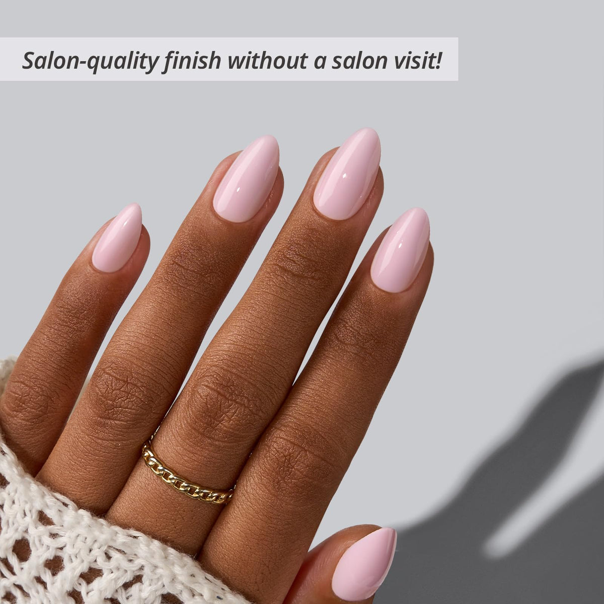 BTArtbox close-up of nail curvature highlighting flexible BTMMA material for natural feel