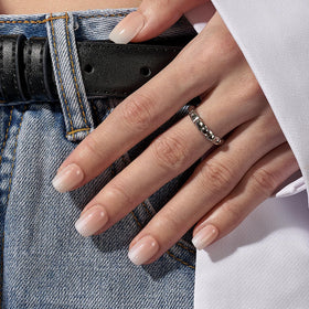 BTArtbox close-up of gel ombré gradient highlighting handcrafted polish depth and shine
