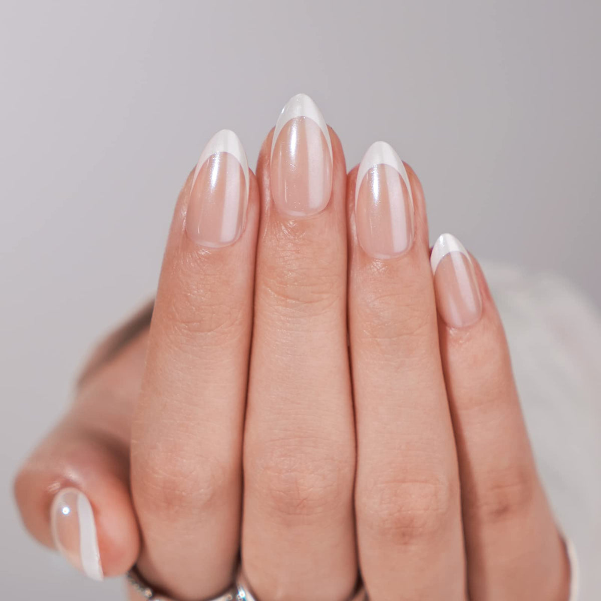 BTArtbox front packaging showing 30 white almond press on nails and included tools