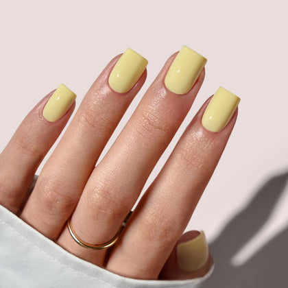BTArtbox front packaging showing pastel yellow nails and kit benefits