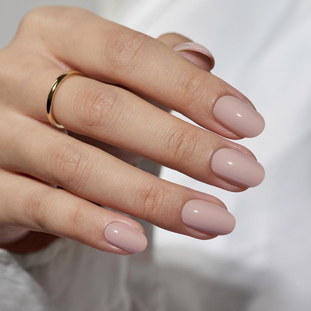 BTArtbox front packaging showing taro milkshake nails and kit benefits
