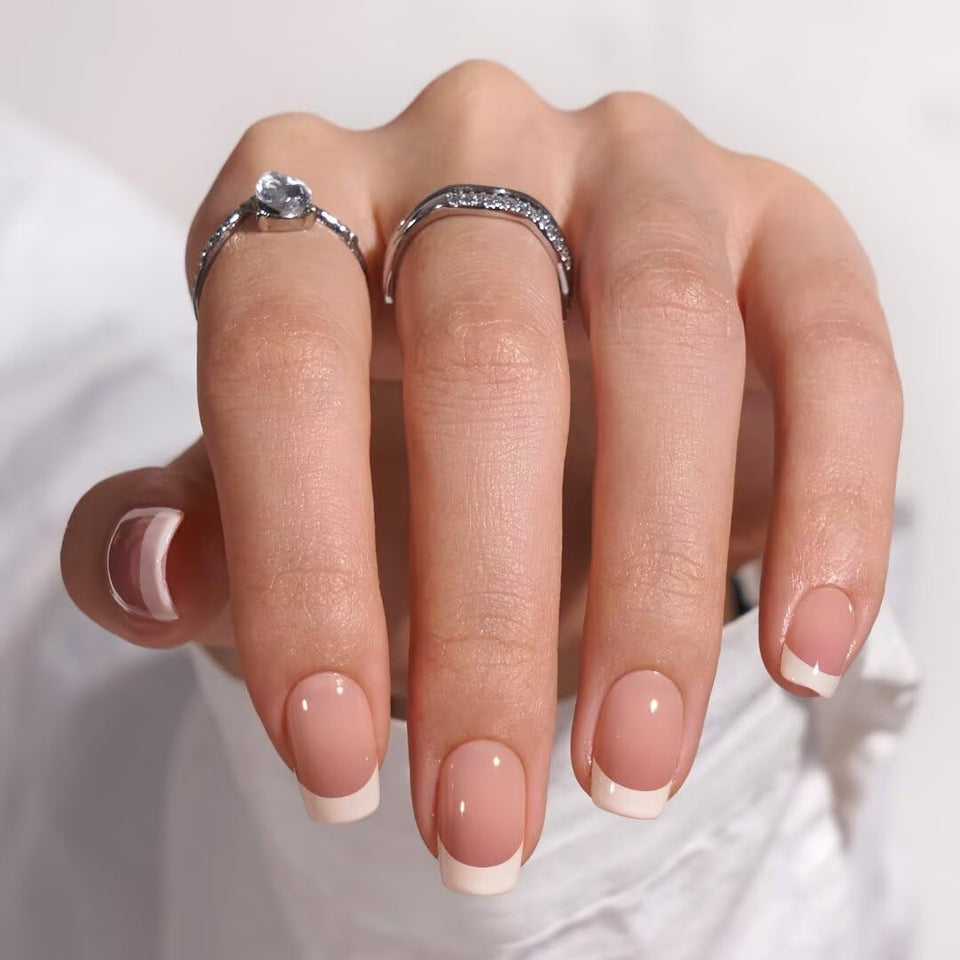 BTArtbox front packaging showing French tip set and included kit for quick application