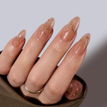 BTArtbox front packaging showing almond nails and storage box, highlighting ready-to-wear convenience