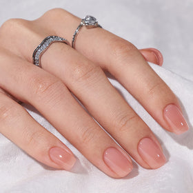 BTArtbox laid out nails in 16 sizes for custom fit and quick selection