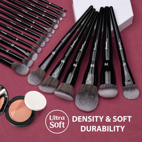 Bueart Design synthetic bristles texture closeup demonstrating soft, skin-friendly fibers