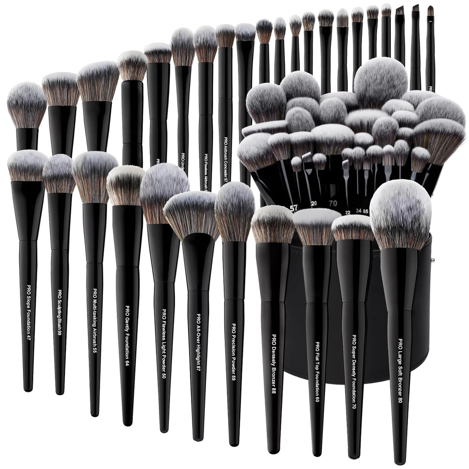 Bueart Design full set front view showing all 32 brushes and holder, professional organization benefit
