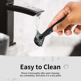 BULIMICA razor in hand demonstrating ergonomic balance and precision