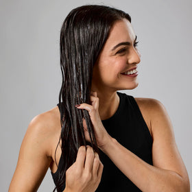 bumble and bumble applied to wavy hair demonstrating defined separation