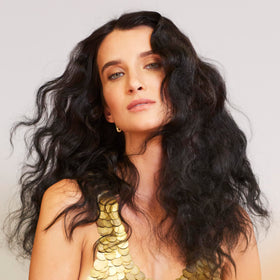 Bumble and bumble lifestyle shower scene showing smoother, shinier hair