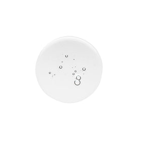 Bumble and bumble oil texture pouring for lightweight absorption benefit