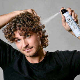 Bumble and bumble fine mist from the Dryspun spray creating airy texture and lift